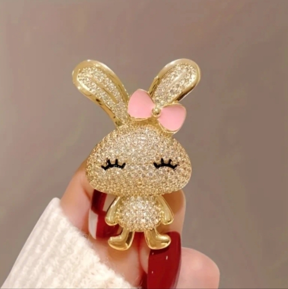NEW Rhinestone Bunny Brooch Pin - Picture 1 of 6